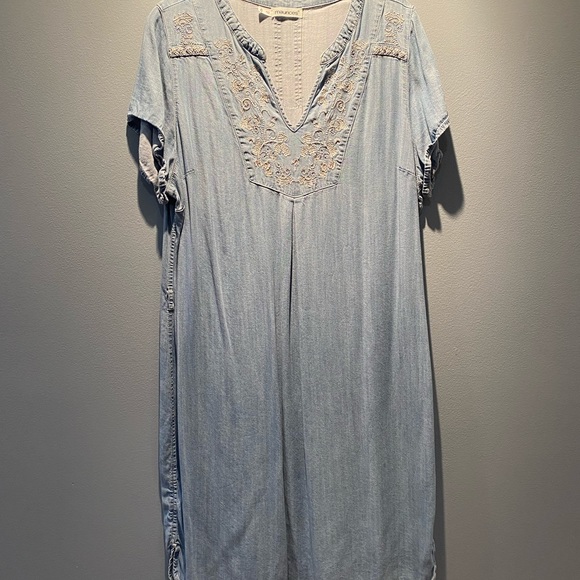 Maurice’s denim dress. - Picture 4 of 4